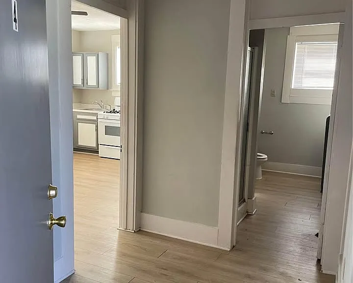 1225 Vincennes St #4U — Photo 3
