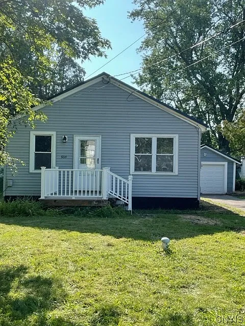 503 Boston Rd photo 1