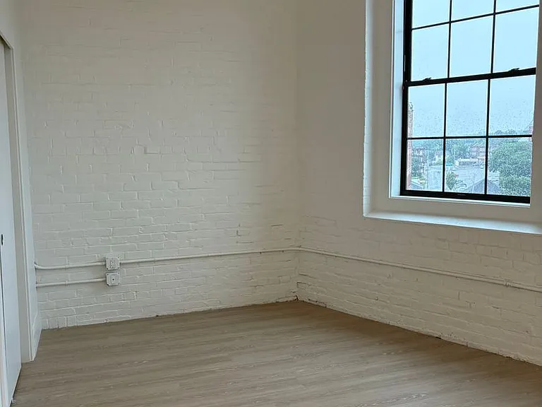 Essex St. Lofts — Photo 26