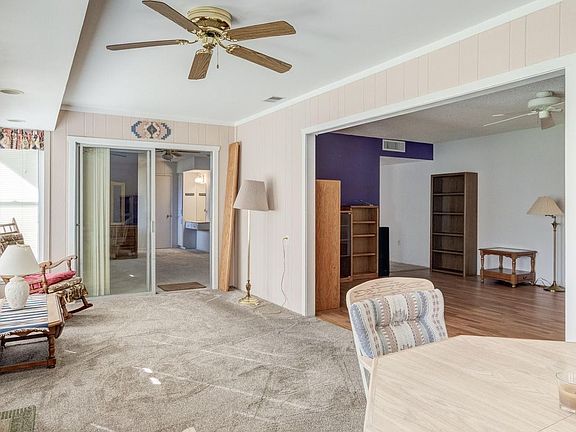 4th image of 10801 W Peoria Ave