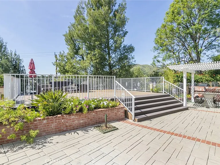 16970 Blanche Pl — Photo 54