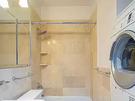 5th image of 89 Clinton St #1B