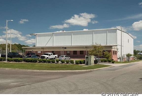 2nd image of 4050 NE 45th Ave