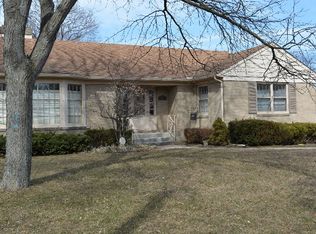 403 Borton Ave, Essexville, MI