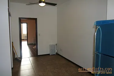 Rented by aptsandlofts.com