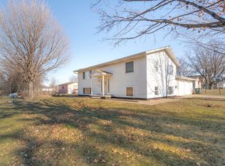 608-610 Martin Rd, Waterloo, IA 50701