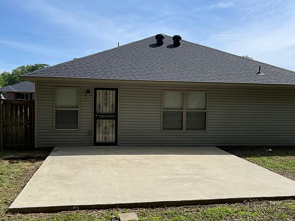 3rd image of 73 Angel Ct