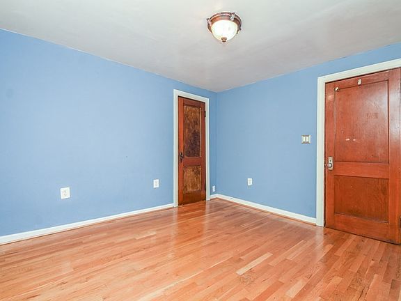 5th image of 28-30 Grossman St