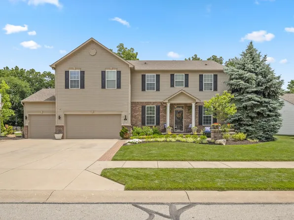 1393 Turfway Dr, Avon, IN 46123