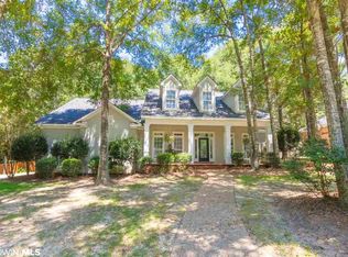 135 McIntosh Bluff Rd, Fairhope, AL 36532