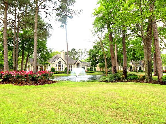 2nd image of 2722 S Southern Oaks Dr