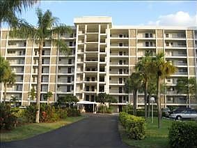 1st image of 3200 N Palm Aire Dr APT 401