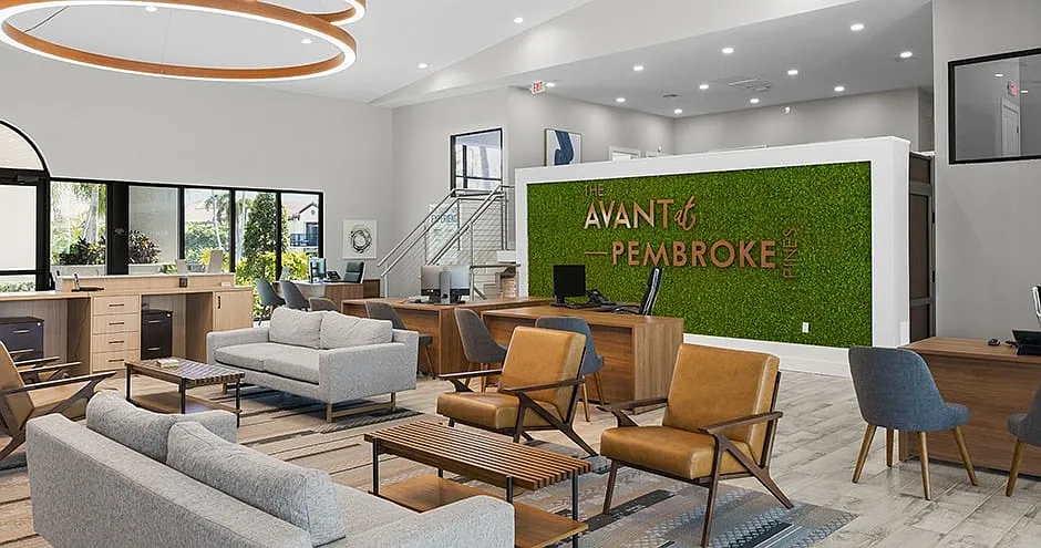 The Avant at Pembroke Pines Apartments — Photo 2