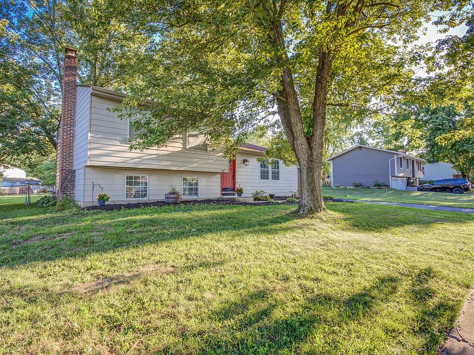 1st image of 313 Hereford Dr
