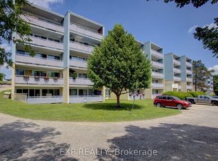 91 Conroy Cres #202, Guelph, ON N1G2V5