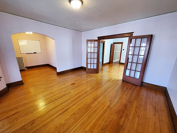 3rd image of 5 Forest Ave Unit 2