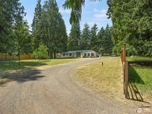 1402 Sitterly Place E, Port Orchard, WA 98366