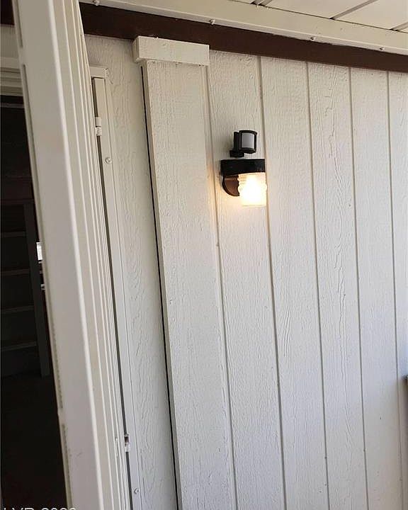 1st image of 235 Mojave Ln
