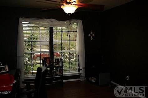 2nd image of 6201 Circo Dr