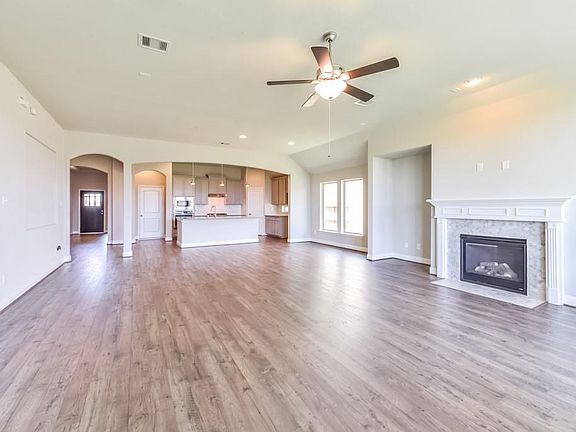 4th image of 1605 Forelle Dr