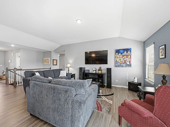 5th image of 2904 Joela Dr