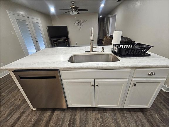 5th image of 1867 Wildwood Pl