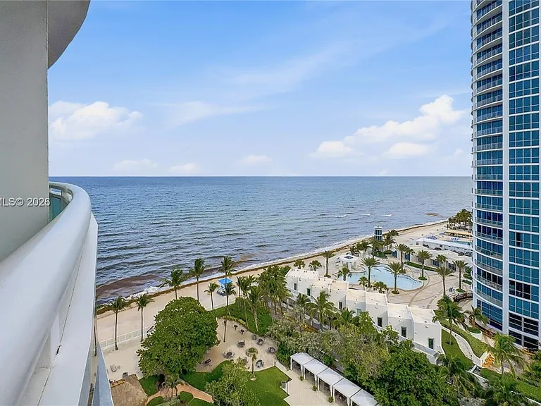3001 S Ocean Dr #1415 — Photo 2