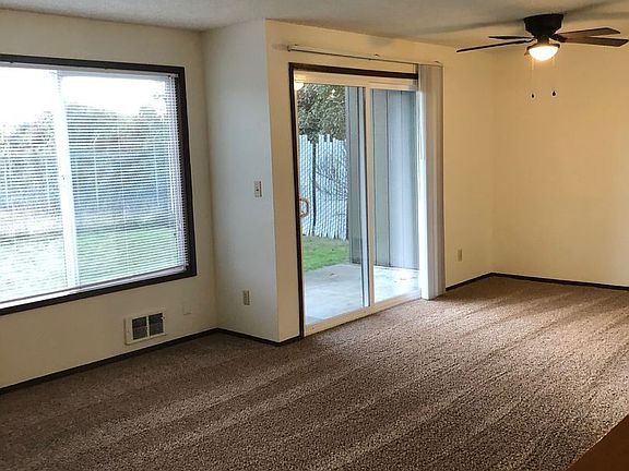 4th image of 404 27th St SE APT 10