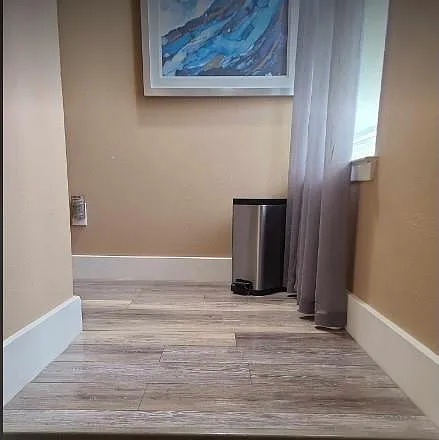 302 Kings Port St — Photo 11