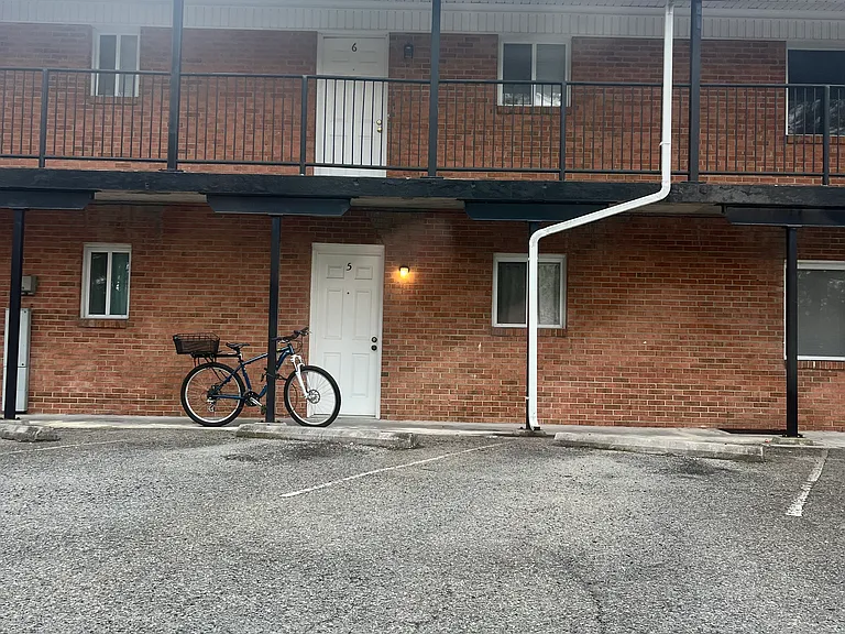109 Northview Dr #6 — Photo 4