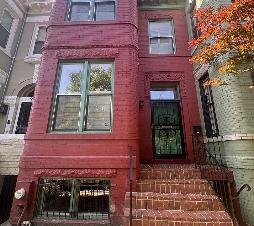 1st image of 932 Westminster St NW
