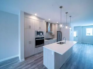 748 Payipwat Cmn SW #1A, Edmonton, AB T6W5K7