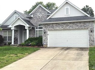 1968 Timberwood Crossing Dr, Florissant, MO 63031