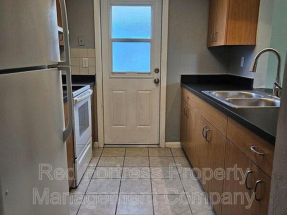 5th image of 3341 Edgewood Ave