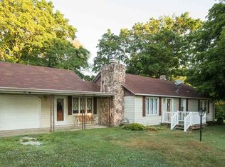 10219 S Trivoli Rd, Glasford, IL 61533