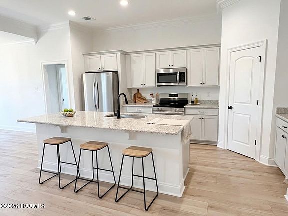 3rd image of 306 Hidden Meadows Dr