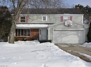 5655 W 224th St, Fairview Park, OH 44126