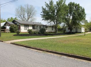 108 Scooba Street, De Kalb, MS 39328