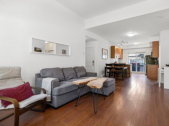 3rd image of 7450 Prospect St #7