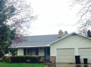 11777 Chaney Dr, Rapid City, MI 49676