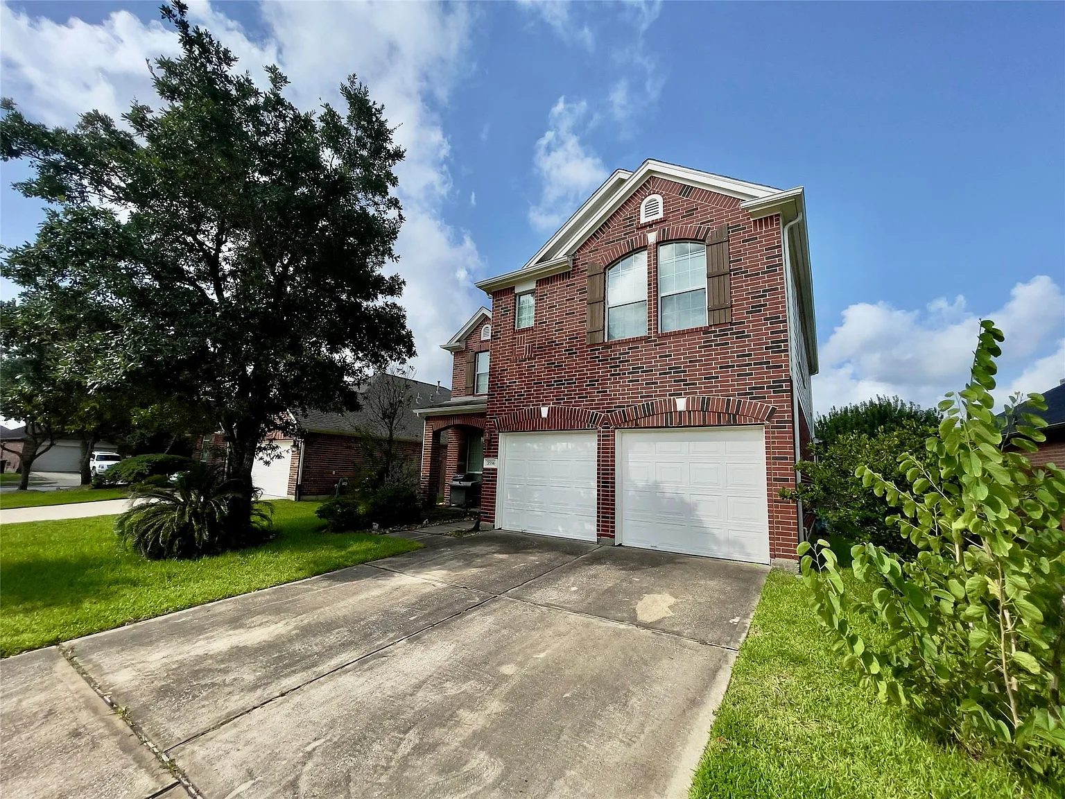 4 bed, 3.5 bath, 2792 sqft, $2,400 — Photo 4
