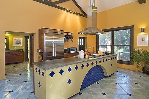 Converted Carriage House and Cooks Kitchen 