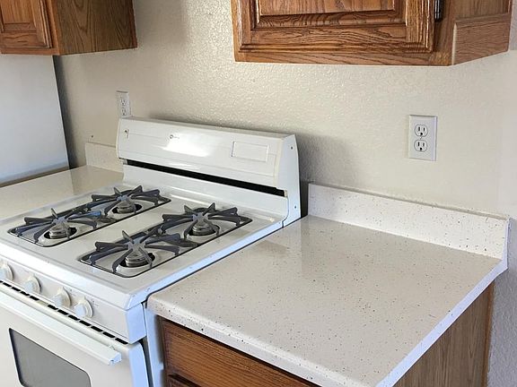 4th image of 4360 41st St APT 5