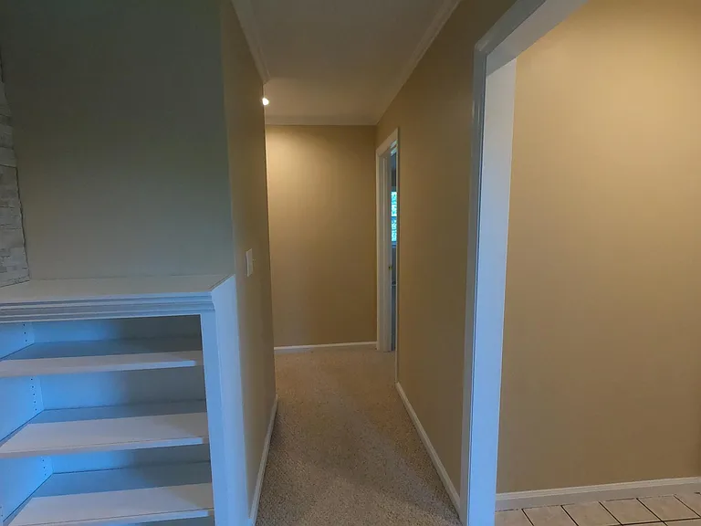 5830 Perry Ln — Photo 21