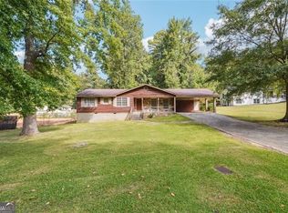 3910 Lisas Dr NW, Marietta, GA 30064