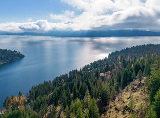 9 Midas Dr, Sagle, ID 83860