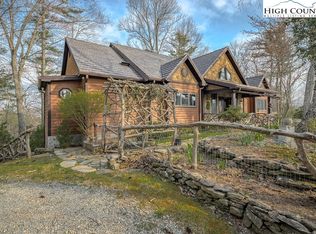 224 Man O War Dr N, Vilas, NC 28692