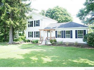 10026 Jolls Rd, Perrysburg, NY 14129