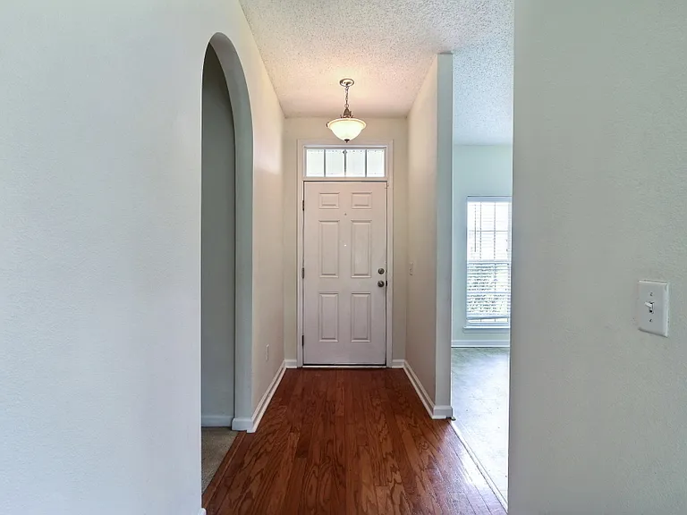 20 Evergreen Oak Dr — Photo 9