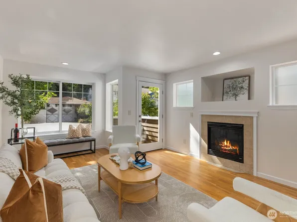 13810 Greenwood Avenue N #D, Seattle, WA 98133